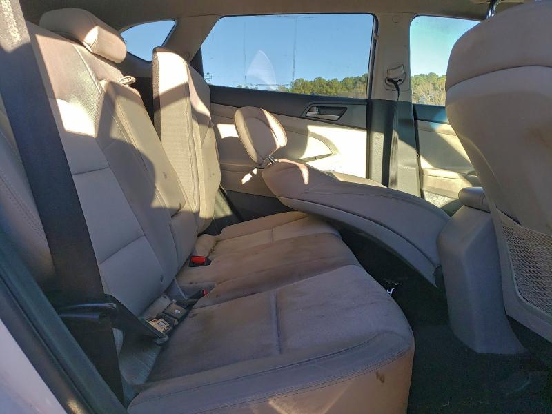 Фото 11 - HYUNDAI TUCSON