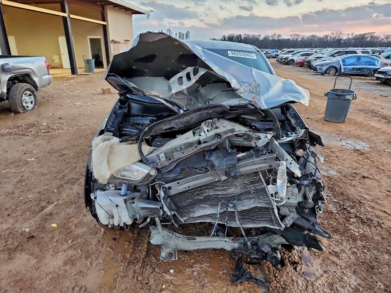 Фото 5 - MITSUBISHI OUTLANDER