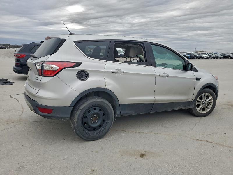 Фото 3 - FORD ESCAPE