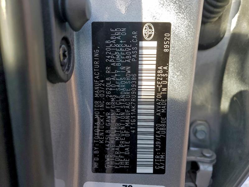 Фото 12 - TOYOTA CAMRY