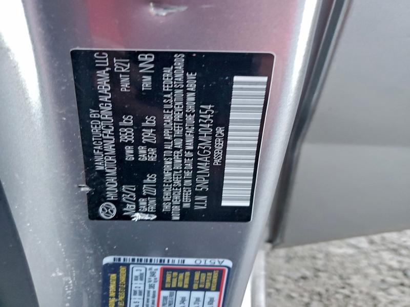 Фото 13 - HYUNDAI ELANTRA