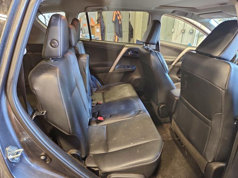 Фото 11 - TOYOTA RAV4