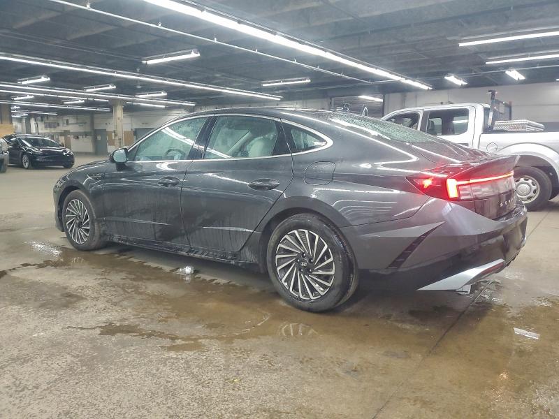 Фото 2 - HYUNDAI SONATA