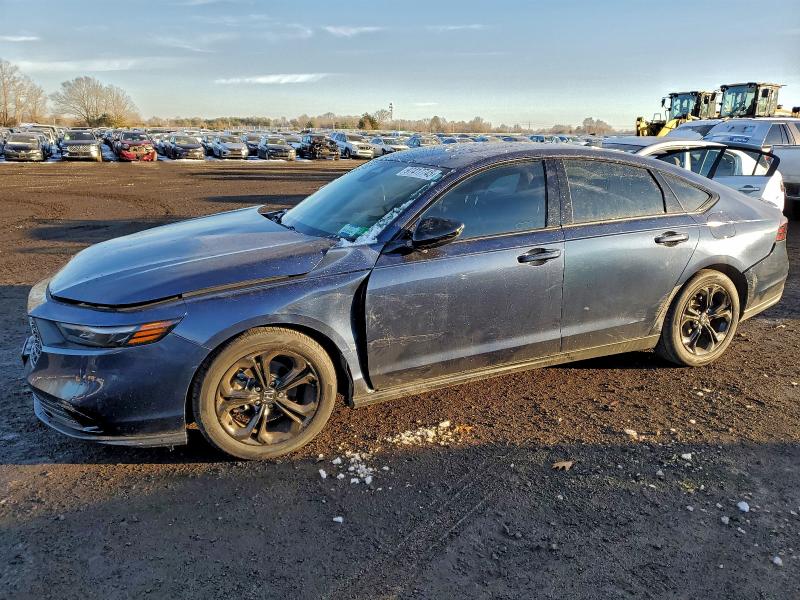 Фото 1 - HONDA ACCORD