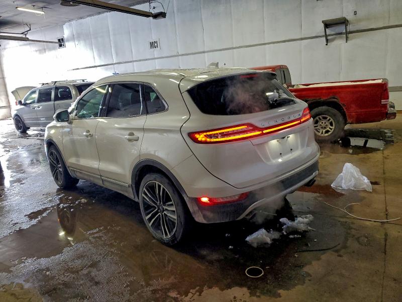 Фото 2 - LINCOLN MKC