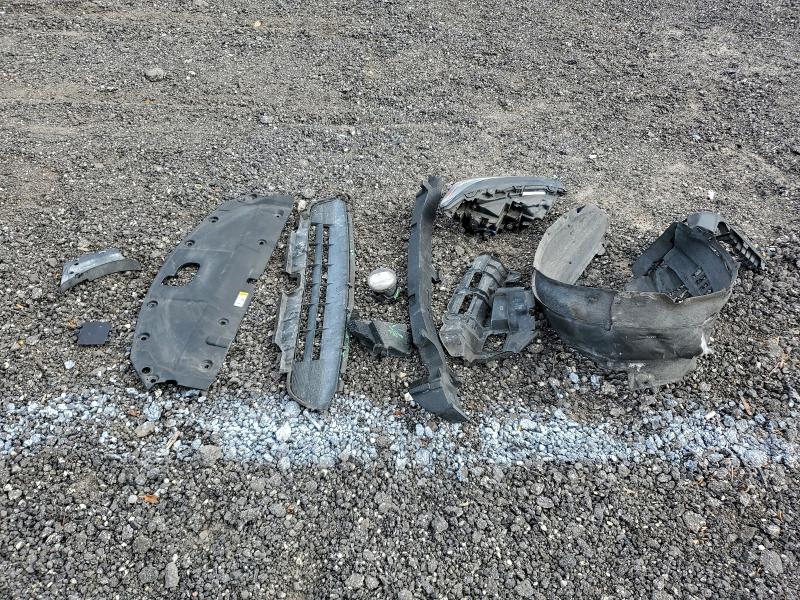 Фото 13 - LEXUS NX