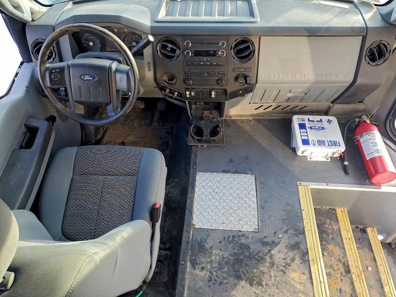 Фото 8 - FORD F550