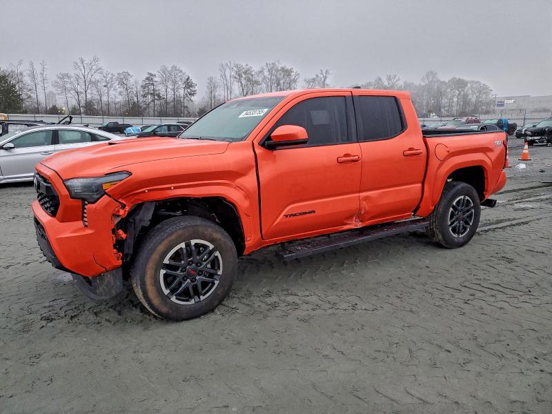 Фото 1 - TOYOTA TACOMA