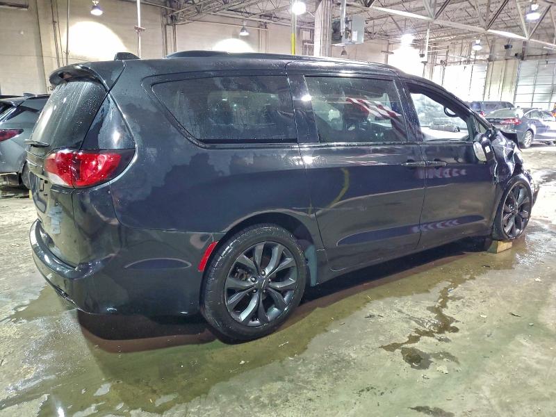 Фото 3 - CHRYSLER PACIFICA