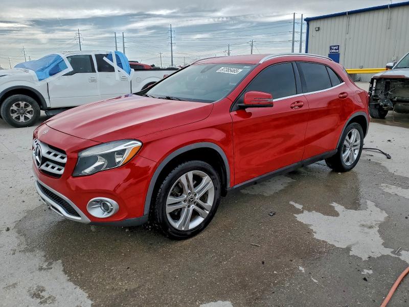 Фото 1 - MERCEDES-BENZ GLA-CLASS