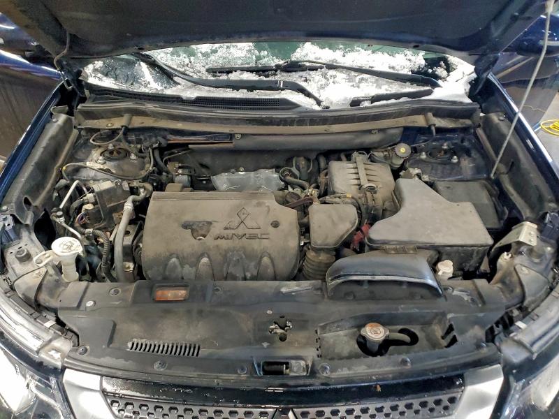 Фото 12 - MITSUBISHI OUTLANDER