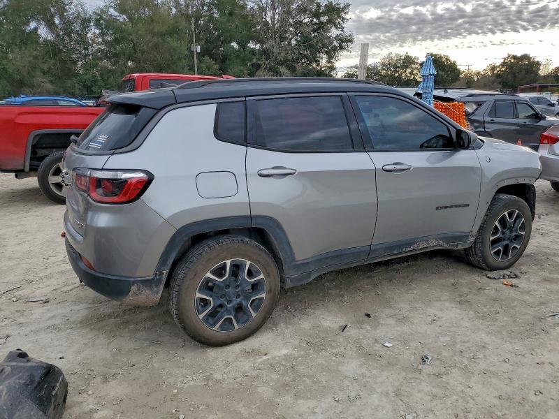 Фото 3 - JEEP COMPASS