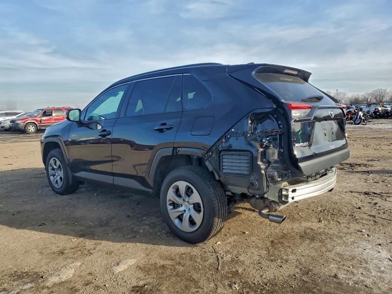 Фото 2 - TOYOTA RAV4