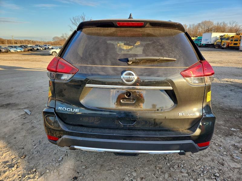 Фото 6 - NISSAN ROGUE