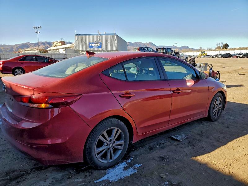 Фото 3 - HYUNDAI ELANTRA