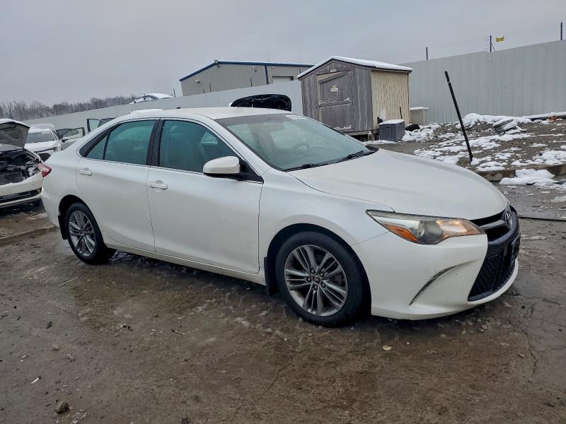 Фото 4 - TOYOTA CAMRY