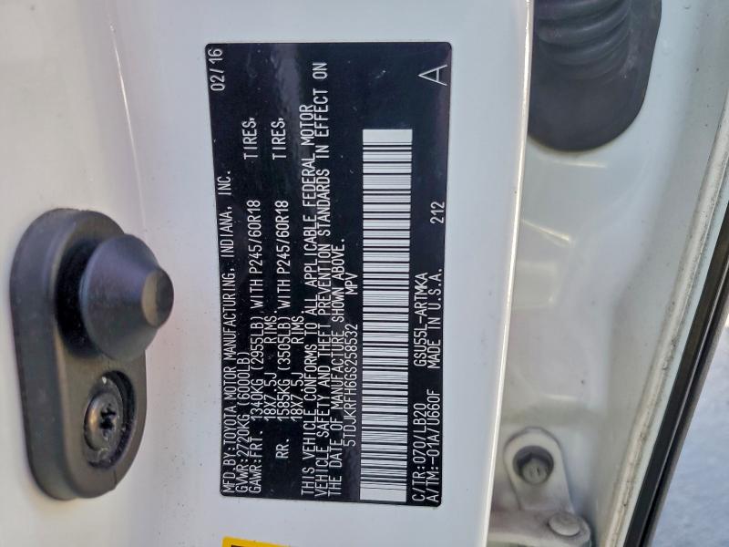 Фото 14 - TOYOTA HIGHLANDER