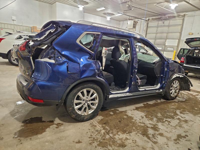 Фото 3 - NISSAN ROGUE