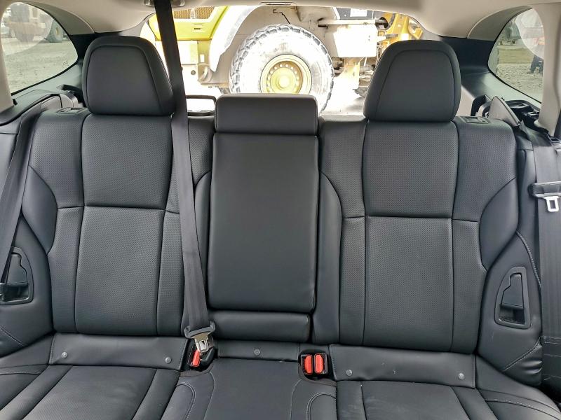 Фото 10 - SUBARU OUTBACK