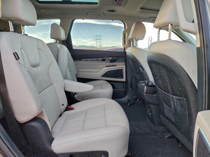 Фото 11 - KIA TELLURIDE