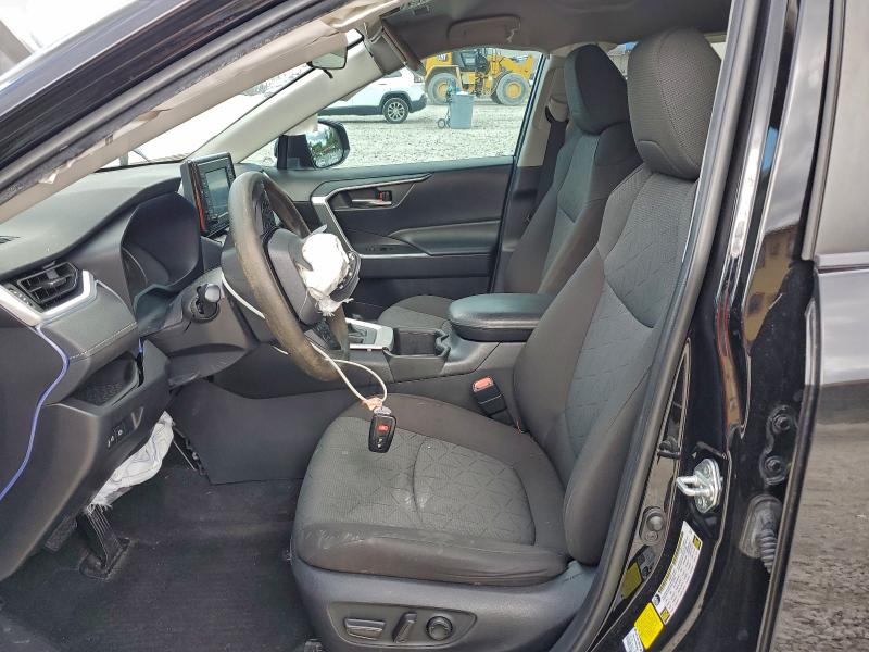 Фото 7 - TOYOTA RAV4