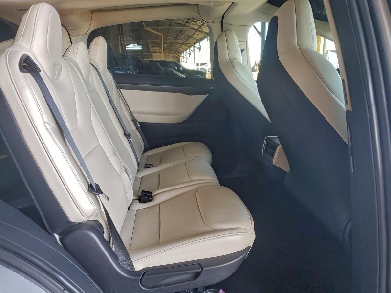 Фото 10 - TESLA MODEL X