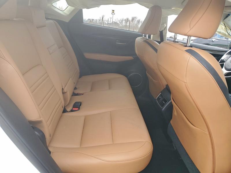 Фото 11 - LEXUS NX