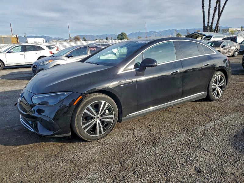 Фото 1 - MERCEDES-BENZ EQE SEDAN