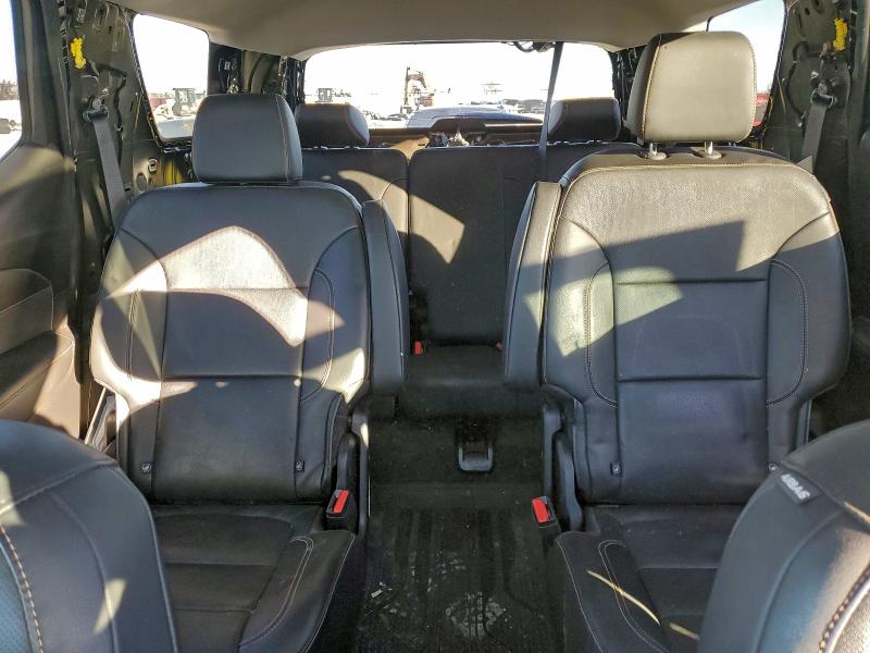 Фото 10 - CHEVROLET TRAVERSE