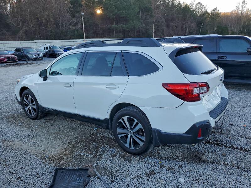 Фото 2 - SUBARU OUTBACK