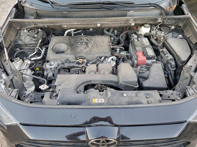 Фото 12 - TOYOTA RAV4