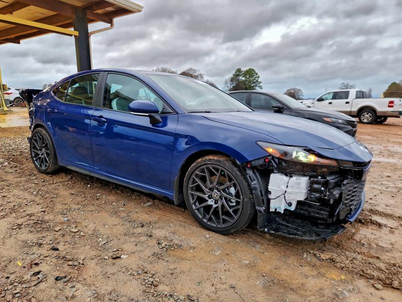 Фото 4 - TOYOTA CAMRY