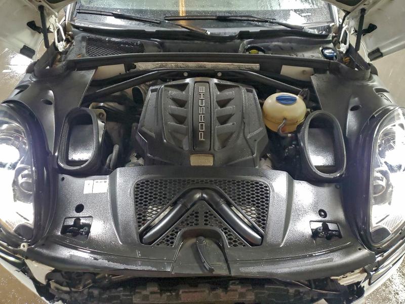 Фото 11 - PORSCHE MACAN