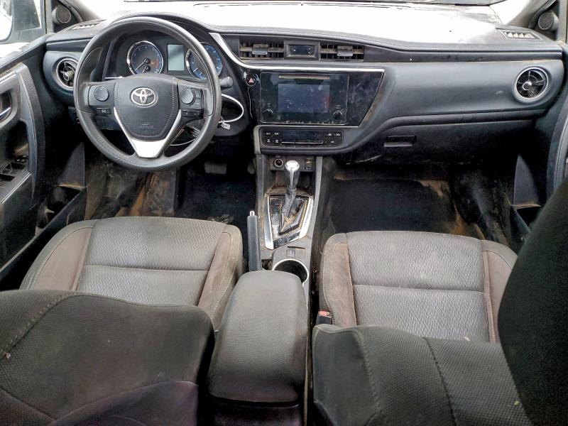 Фото 8 - TOYOTA COROLLA