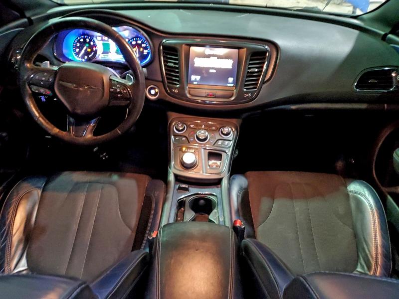 Фото 8 - CHRYSLER 200