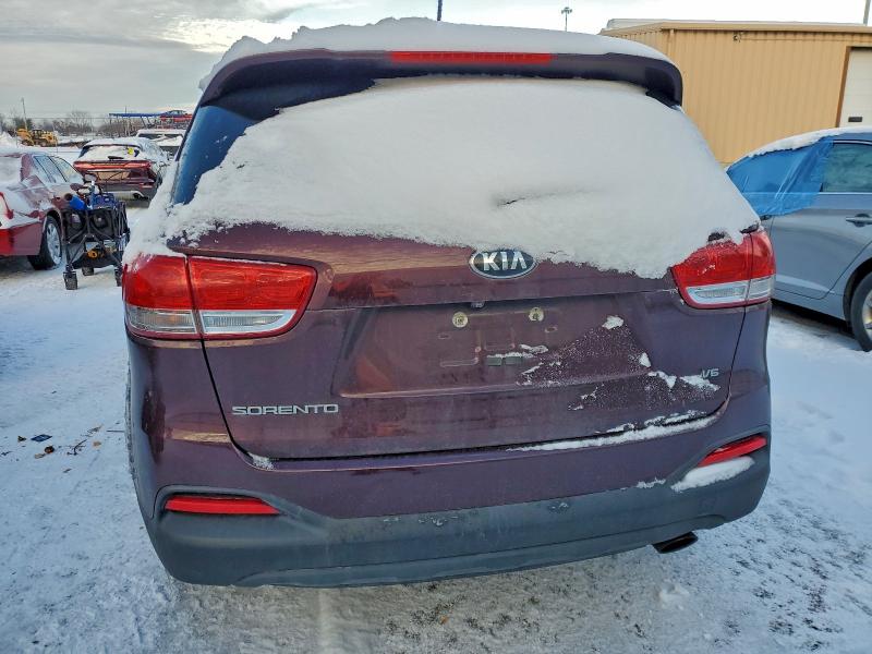 Фото 6 - KIA SORENTO