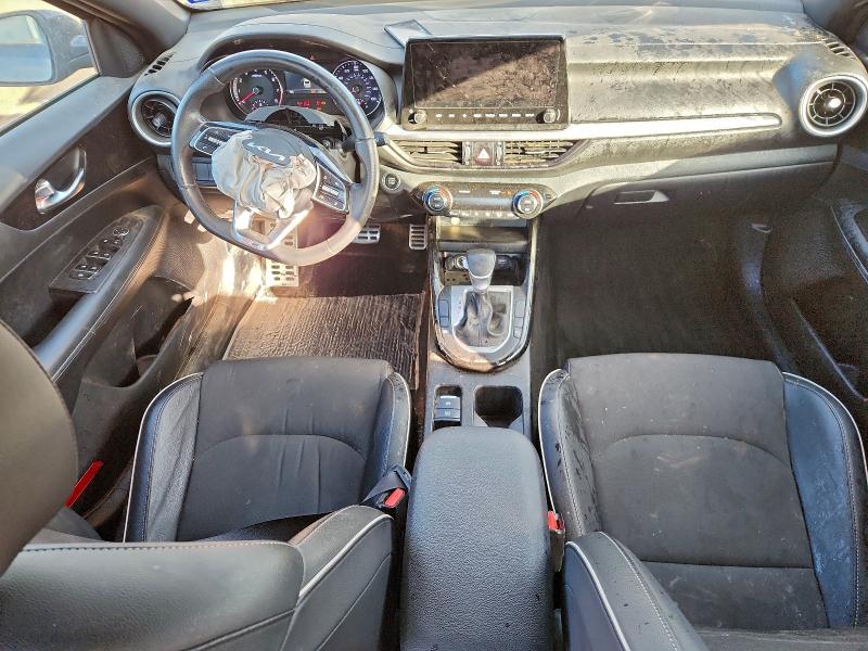 Фото 8 - KIA FORTE