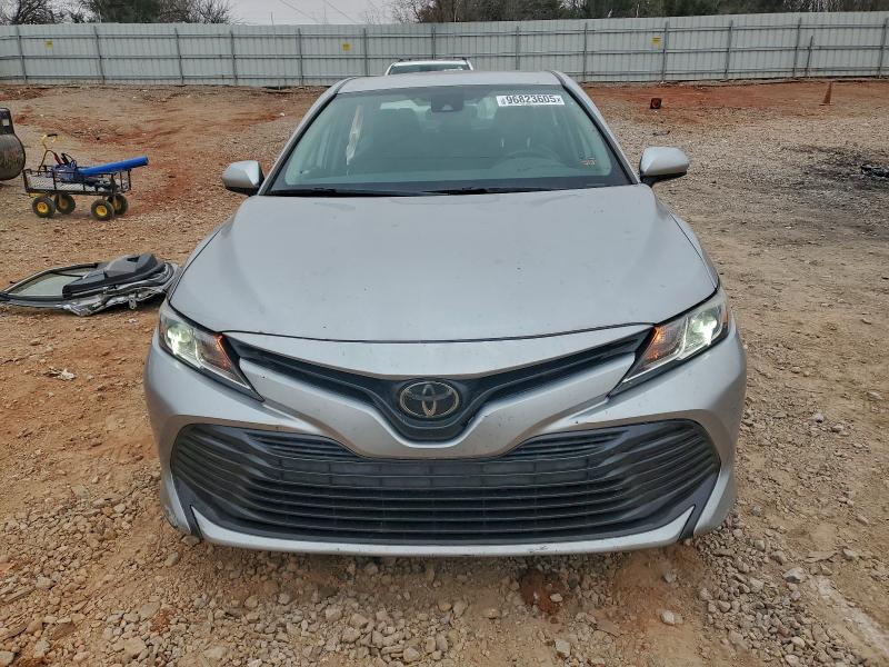 Фото 5 - TOYOTA CAMRY