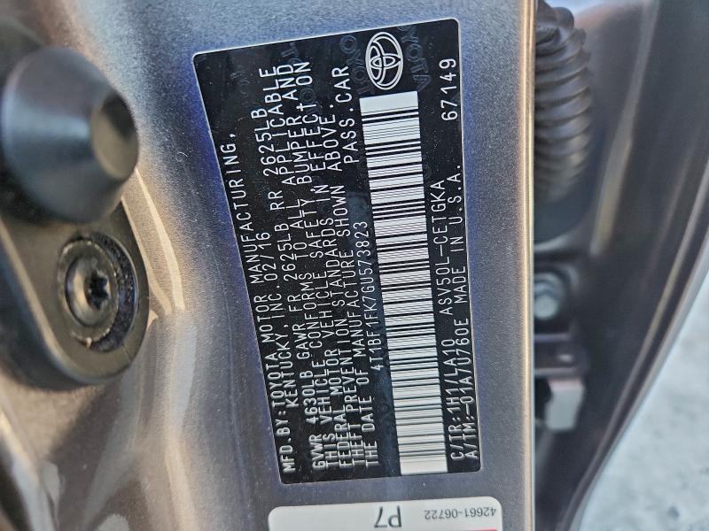 Фото 13 - TOYOTA CAMRY