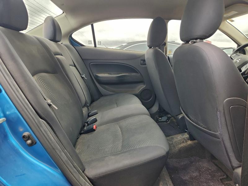 Фото 10 - MITSUBISHI MIRAGE