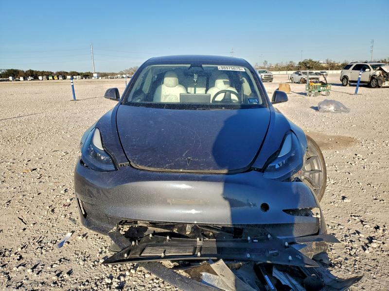 Фото 5 - TESLA MODEL 3