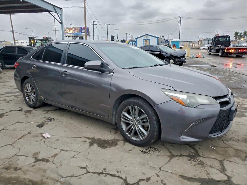 Фото 4 - TOYOTA CAMRY