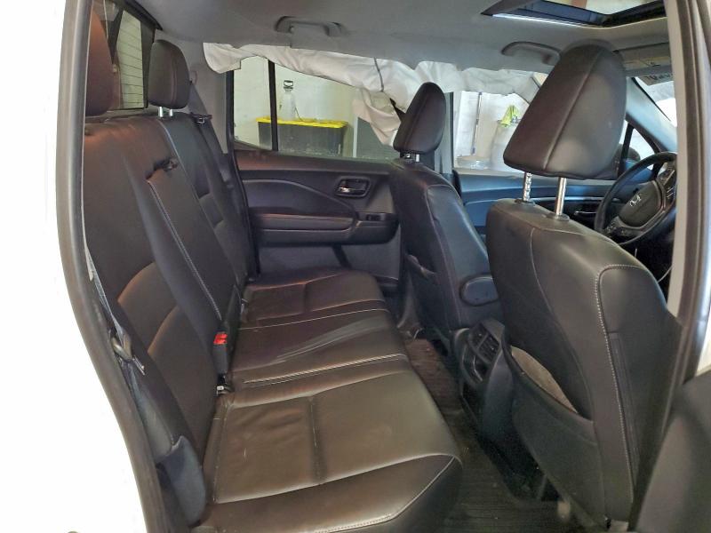 Фото 10 - HONDA RIDGELINE