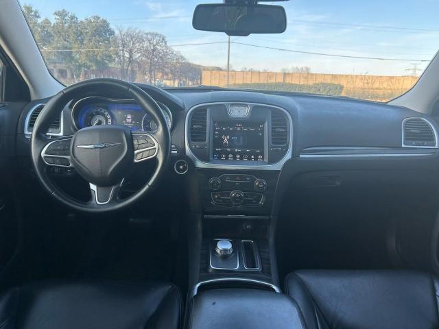 Фото 9 - CHRYSLER 300