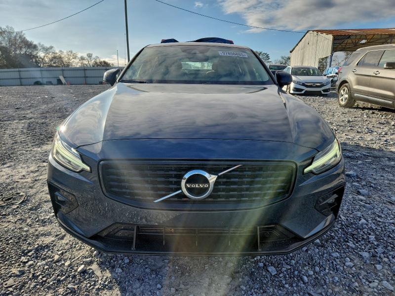 Фото 5 - VOLVO S60