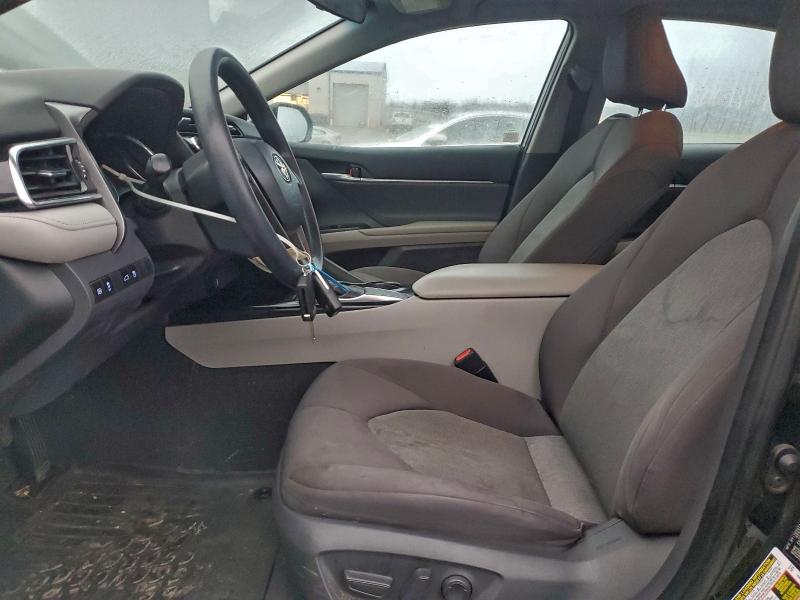 Фото 7 - TOYOTA CAMRY