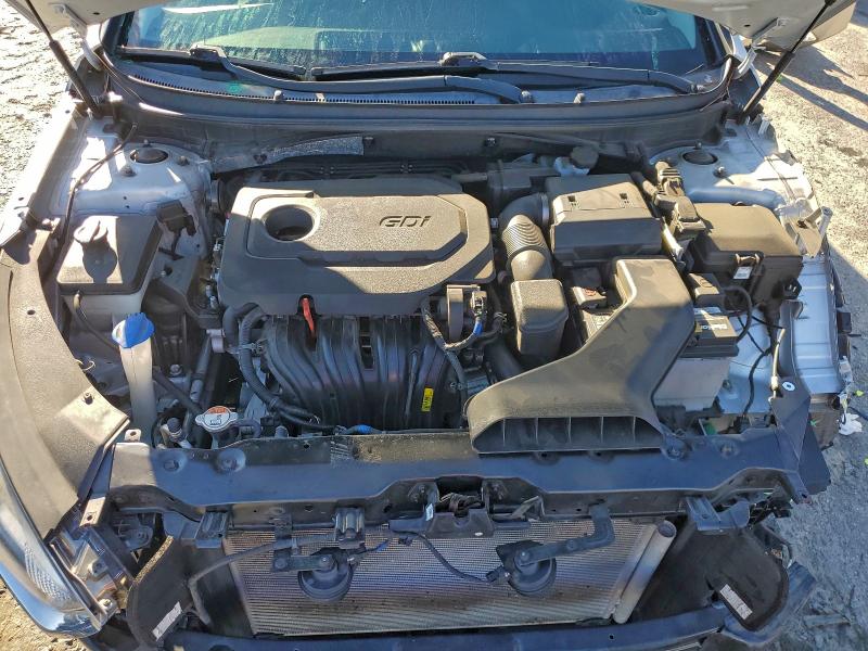 Фото 11 - HYUNDAI SONATA