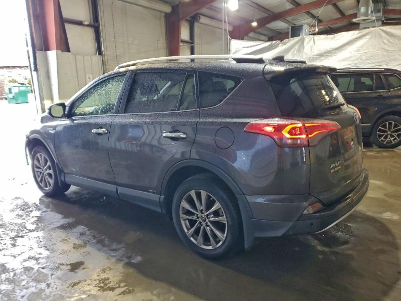 Фото 2 - TOYOTA RAV4