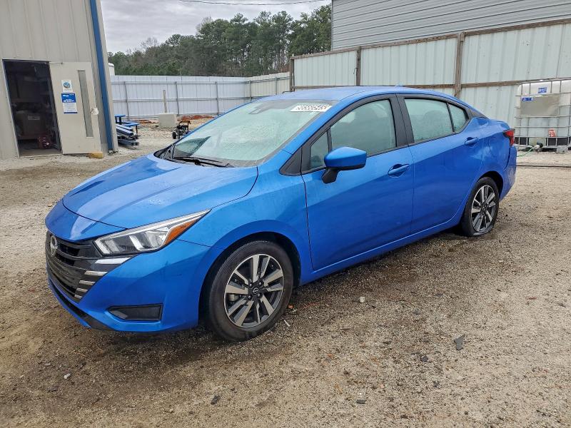 Фото 1 - NISSAN VERSA