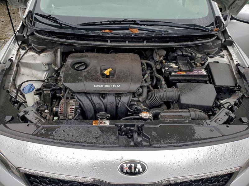 Фото 11 - KIA FORTE